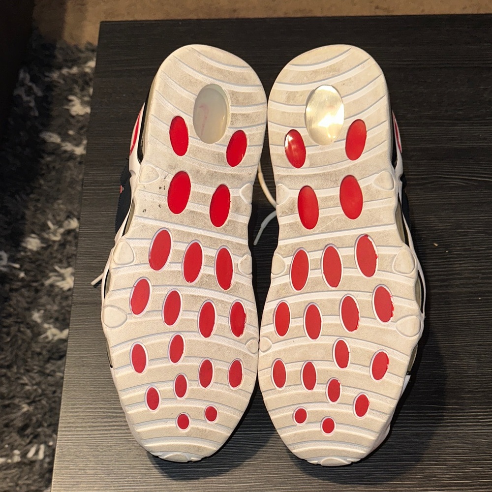 Nike Men Air Max Uptempo White and Black Sneakers with Red Details - Picture 5 of 6